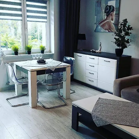 Ogrody/jezyce Apartment *