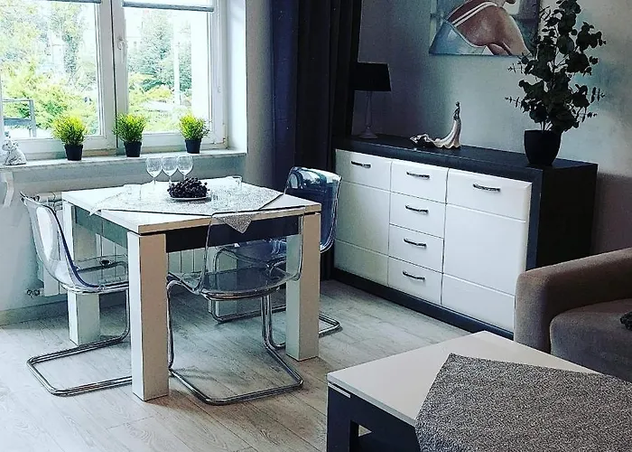 Ogrody/jezyce Apartman *